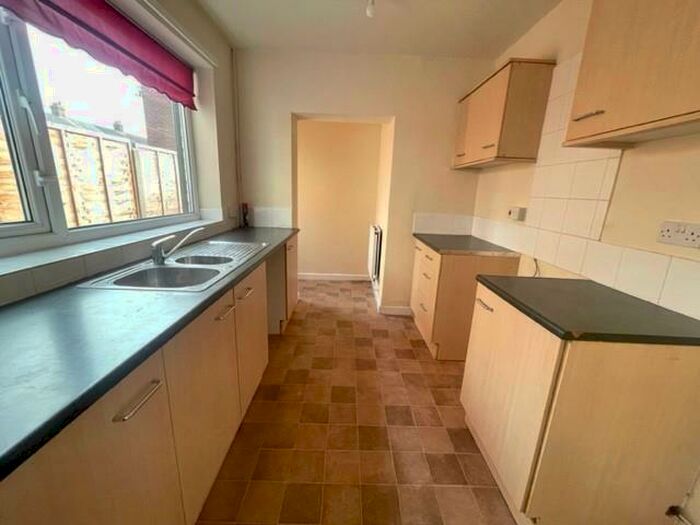 2 Bedroom End Of Terrace House To Rent In Cromwell Road, Grimsby, DN31