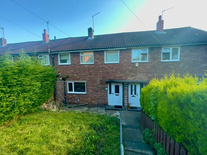 3 Bedroom Terraced House To Rent In King George Avenue, Horsforth, Leeds, West Yorkshire, LS18