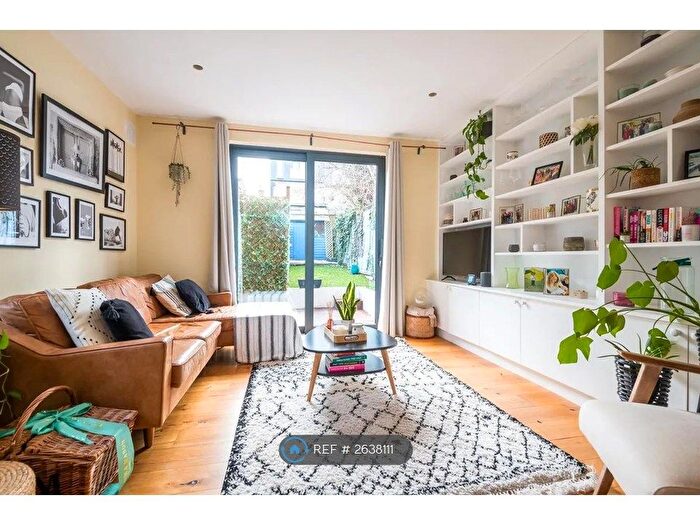 2 Bedroom Flat To Rent In Oakbank Grove, London, SE24