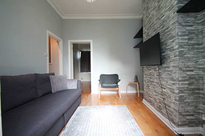 1 Bedroom Flat To Rent In Croydon Road, Beckenham, BR3