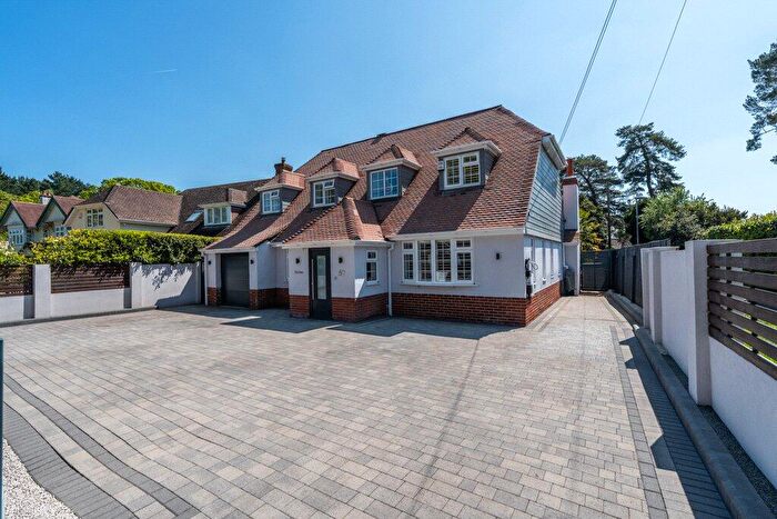4 Bedroom Bungalow For Sale In Glenwood Road, West Moors, Ferndown, Dorset, BH22