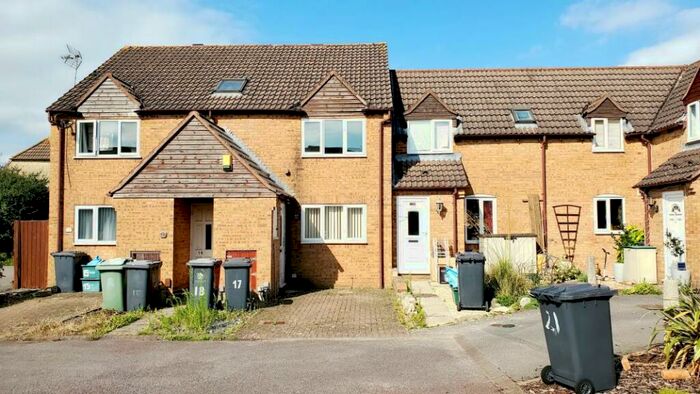 1 Bedroom Flat To Rent In Watermans Court, Quedgeley, GL2