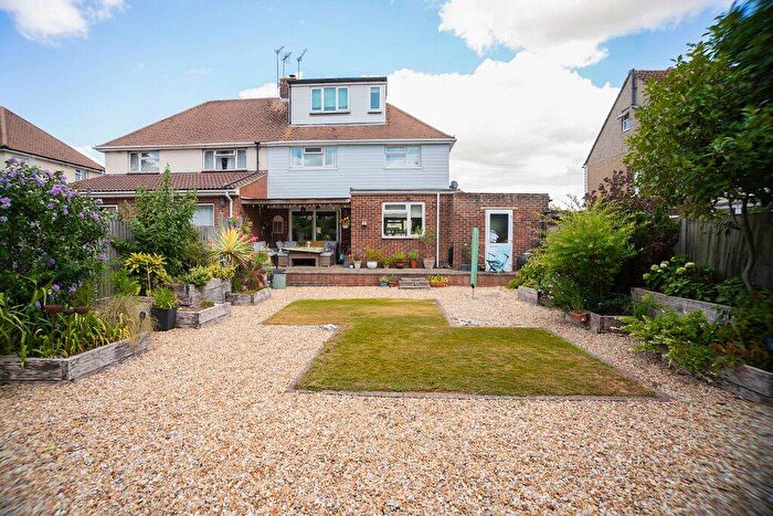 4 Bedroom Semi-Detached House For Sale In Mavis Crescent, Havant, Hampshire, PO9