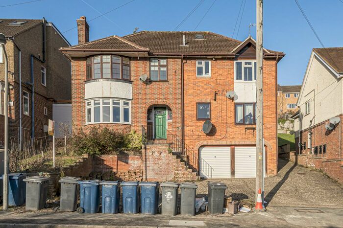 1 Bedroom Apartment To Rent In High Wycombe, Buckinghamshire, HP12