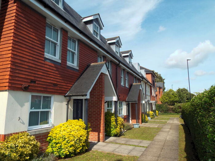 3 Bedroom House To Rent In Winchester Road, Southampton, SO16