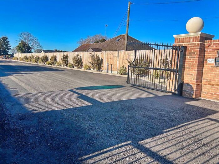 2 Bedroom Park Home For Sale In Jaywick Lane, Clacton-On-Sea, CO16