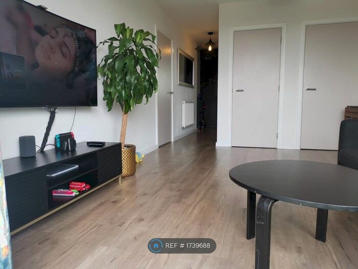 2 Bedroom Flat To Rent In London, London, E16