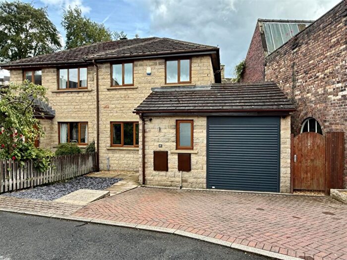 3 Bedroom Semi-Detached House For Sale In Morley Fold, Denby Dale, Huddersfield, HD8