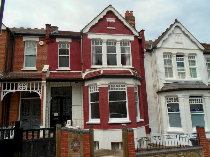 1 Bedroom Flat To Rent In Dukes Avenue, Muswell Hill, N10