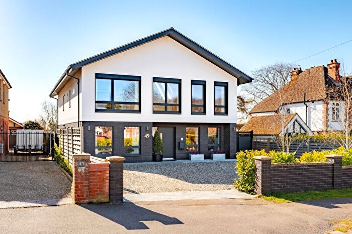 4 Bedroom Detached House For Sale In Grange Lane, Bromham, MK43