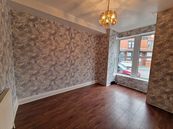 4 Bedroom Terraced House To Rent In Airlie Avenue, Leeds, LS8