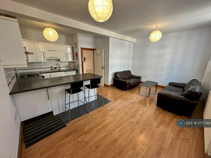 1 Bedroom Flat To Rent In High Street, Slough, SL1