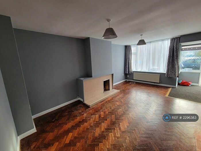 2 Bedroom Terraced House To Rent In Luton Court, Broadstairs, CT10