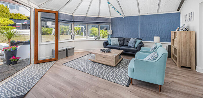 5 Bedroom Detached House For Sale In Oaklands Avenue, Saltdean, Brighton, East Sussex, BN2