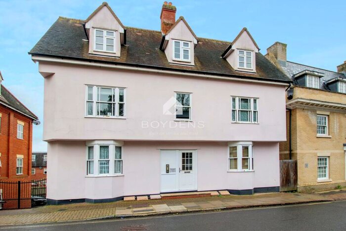 2 Bedroom Apartment To Rent In Nunns Road Colchester Essex, CO1