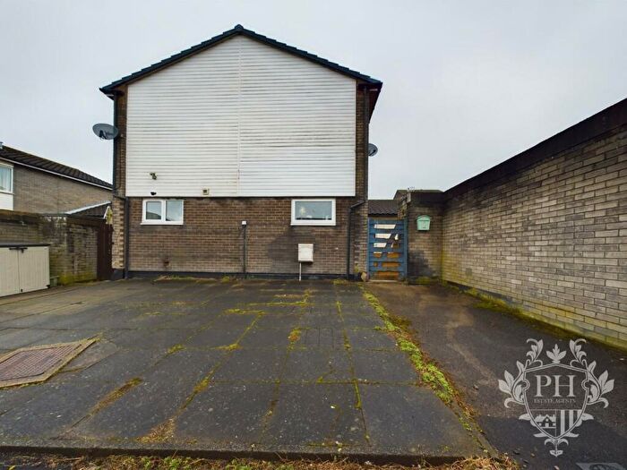 3 Bedroom Detached House To Rent In Welland Close, Peterlee, SR8