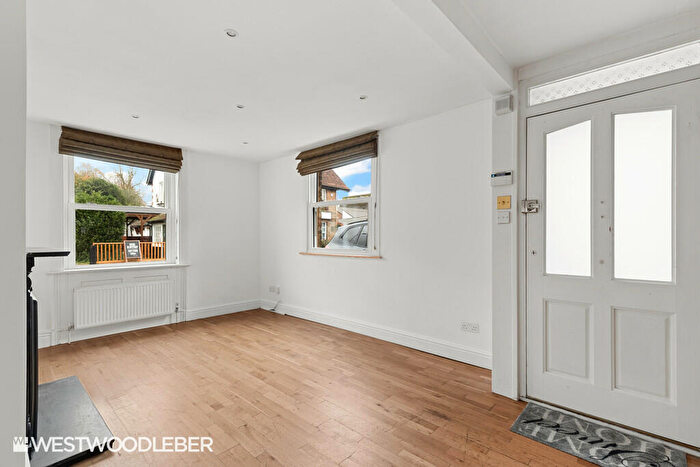 2 Bedroom End Of Terrace House To Rent In High Road, Broxbourne, EN10
