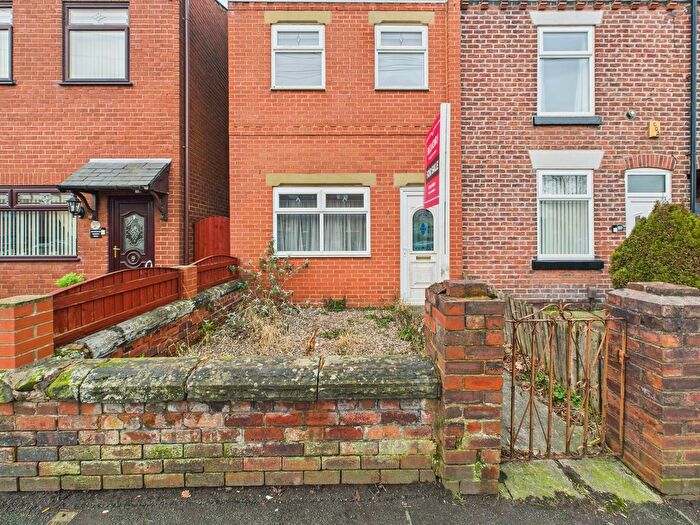 2 Bedroom Terraced House For Sale In Clipsley Lane, Haydock, WA11