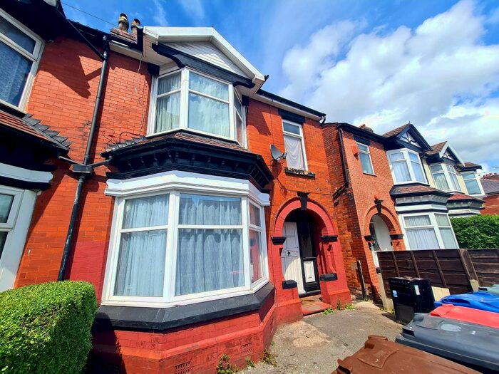 1 Bedroom Flat To Rent In Richmond Avenue, Prestwich, Manchester, M25