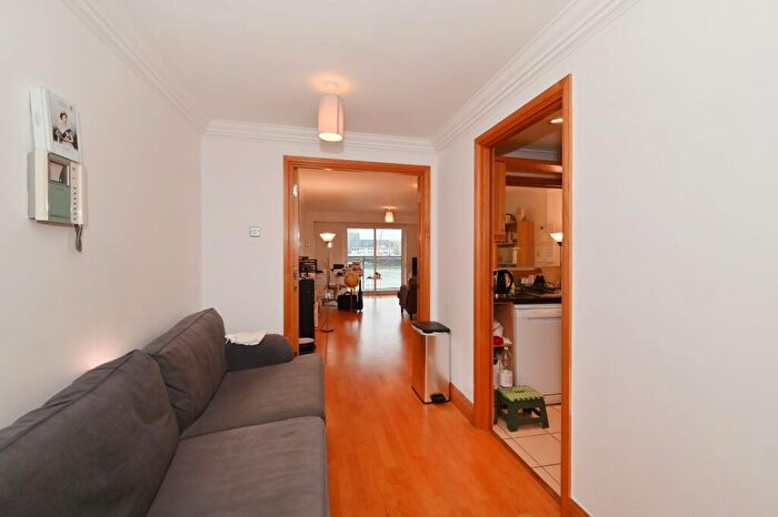 2 Bedroom Apartment For Sale In Wapping High Street, Capital Wharf, E1W