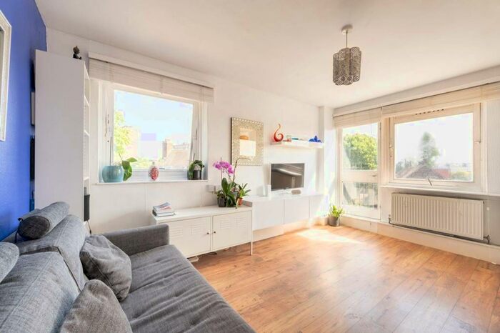 Studio To Rent In Sheepcote Lane, Battersea, London, SW11