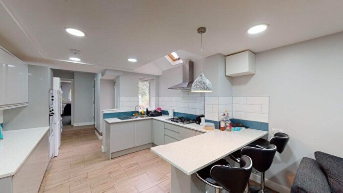 6 Bedroom House To Rent In Hubert Road, Selly Oak, B29