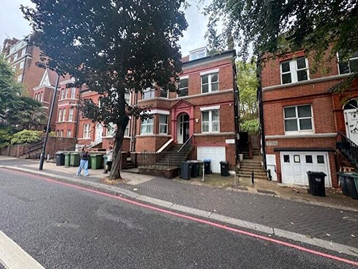 2 Bedroom Flat To Rent In Finchley Road, London, Greater London, NW3