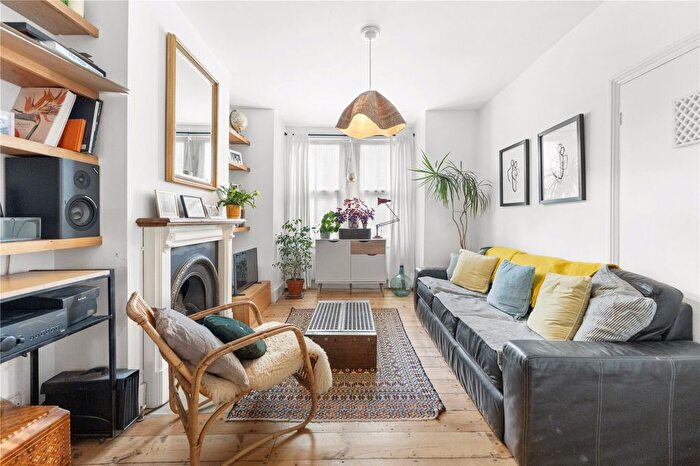 2 Bedroom Terraced House For Sale In Fulbourne Road, Walthamstow, London, E17