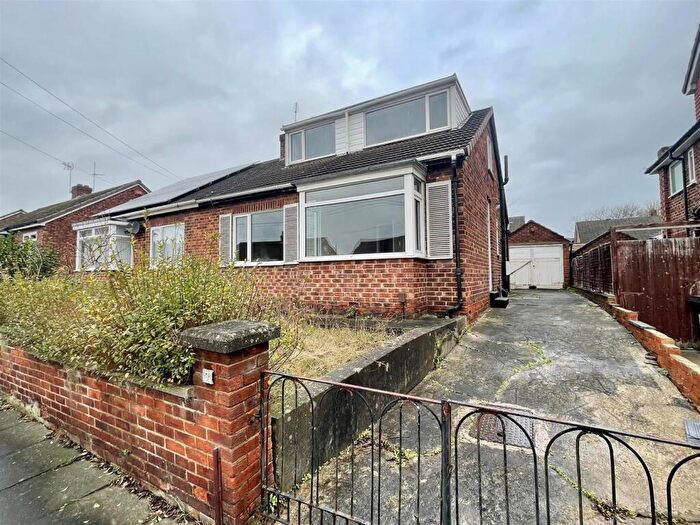 3 Bedroom Semi-Detached Bungalow For Sale In Cornwall Avenue, Darlington, DL1