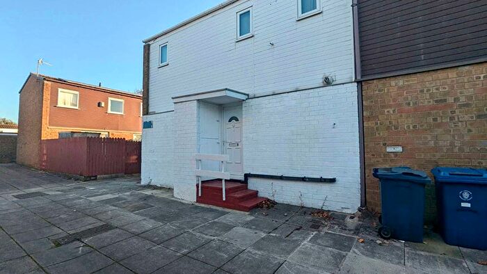 3 Bedroom End Of Terrace House To Rent In Fawcett, Skelmersdale, Lancashire, WN8