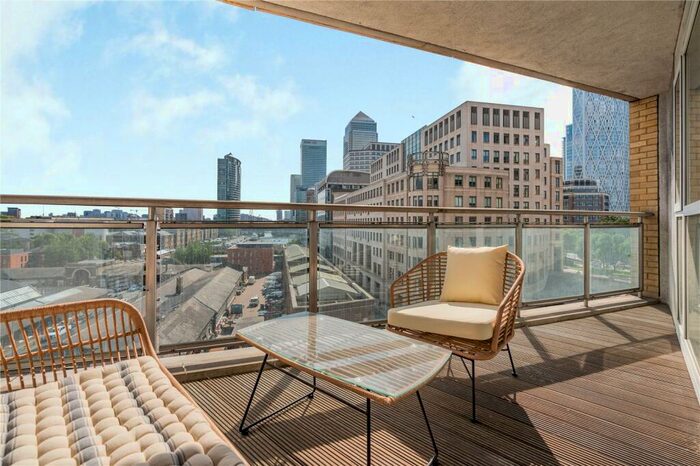 2 Bedroom Apartment To Rent In Westferry Circus, London, E14