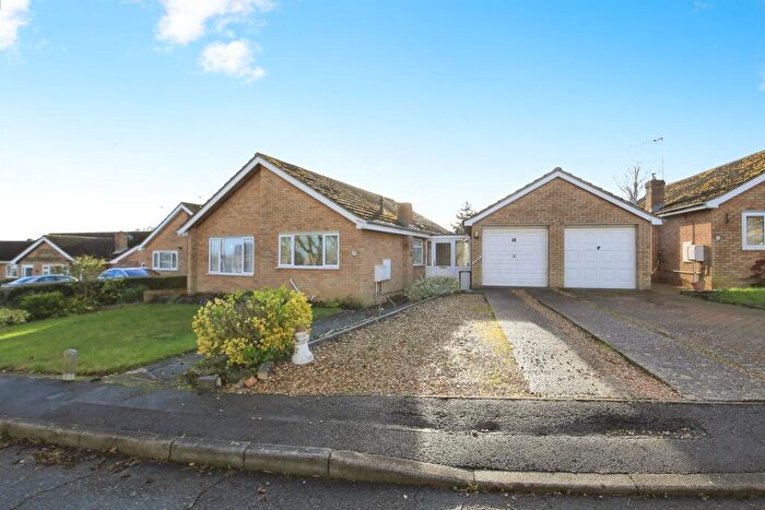 2 Bedroom Detached Bungalow For Sale In Elm Close, Stilton, Peterborough, PE7