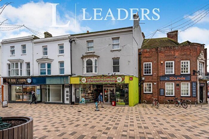 1 Bedroom Flat To Rent In High Street, Littlehampton, BN17