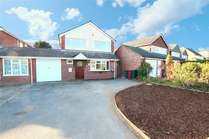 3 Bedroom Link Detached House To Rent In Cowper Way, Reading, Berkshire RG30