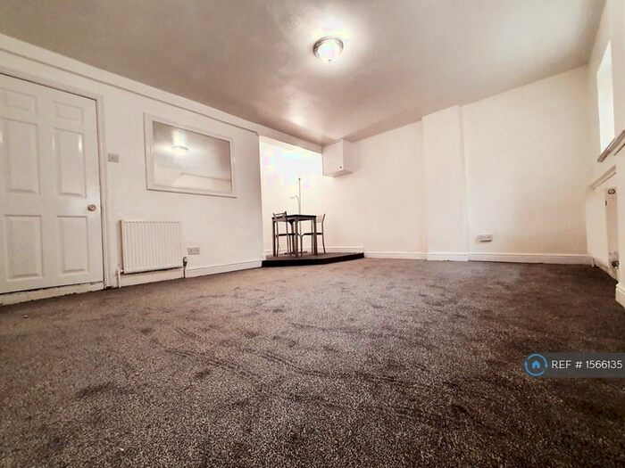 1 Bedroom Flat To Rent In St. John's Road, Chelmsford, CM2