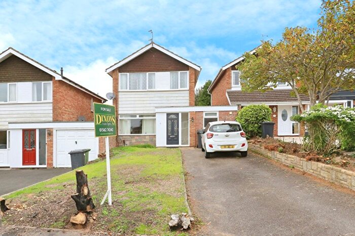 3 Bedroom Link Detached House For Sale In Chaucer Crescent, Kidderminster, Worcestershire, DY10