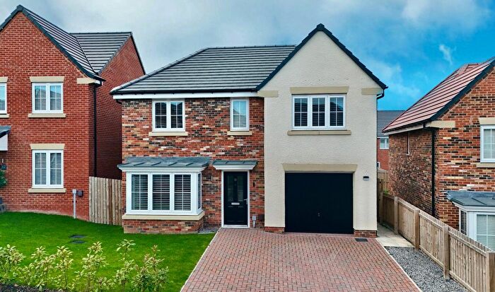 4 Bedroom Detached House For Sale In Glenmore Road, Normanby, Middlesbrough, TS6