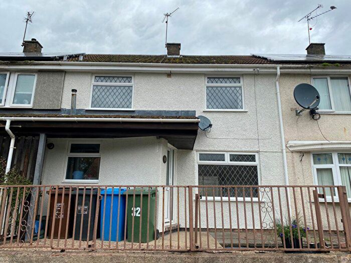 3 Bedroom Terraced House To Rent In Landseer Court, Corby, NN18