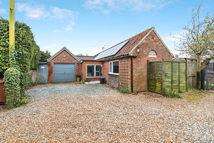2 Bedroom Detached Bungalow For Sale In Mill Road, Kirby Cane, Bungay, NR35