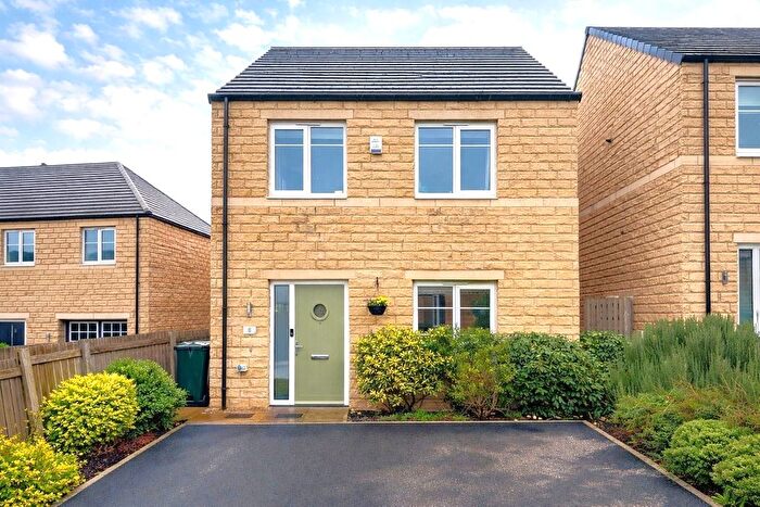 3 Bedroom Detached House For Sale In Valley View Drive, Apperley Bridge, Bradford, BD10