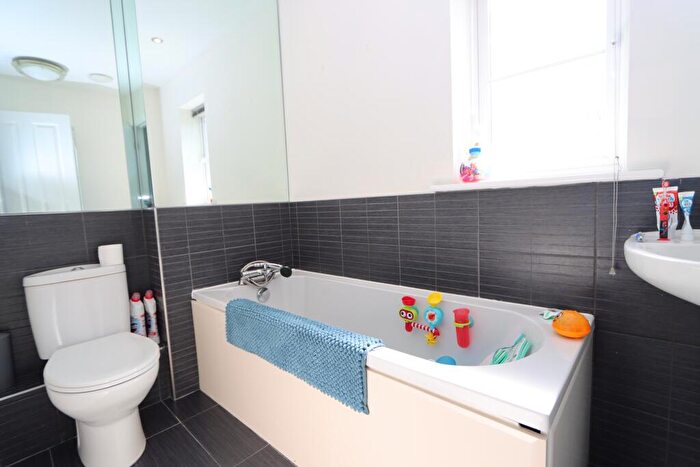 4 Bedroom Detached House For Sale In Ridley Gardens, Earsdon View, Newcastle Upon Tyne, NE27