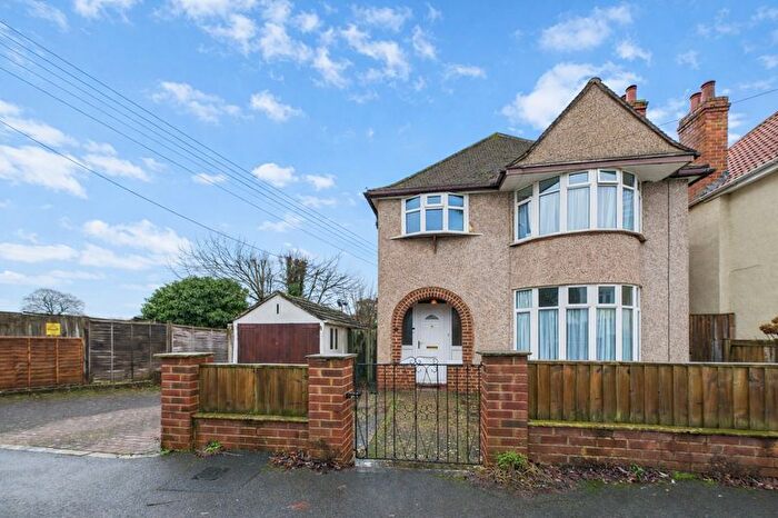 3 Bedroom Detached House For Sale In Upper Church Road, Stroud, GL5