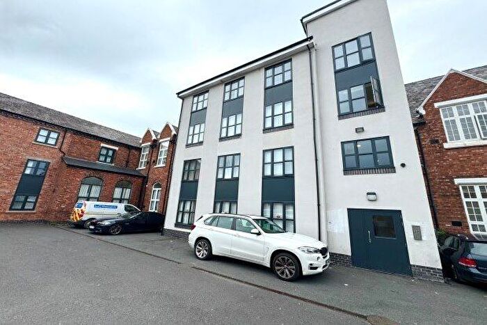 3 Bedroom Flat To Rent In Stalbridge Road, Crewe, CW2