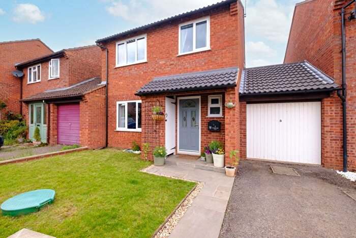 3 Bedroom Detached House For Sale In Gainsborough Close, Welland, Malvern, WR13