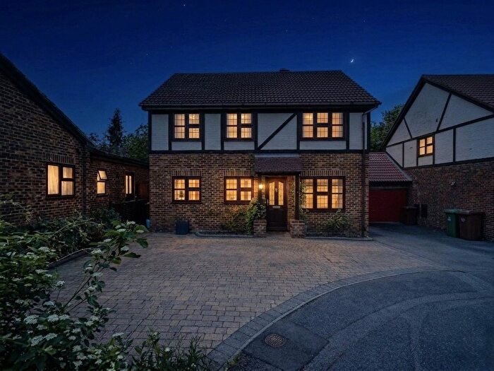 5 Bedroom Detached House For Sale In The Everglades, Hempstead, Gillingham, Kent, ME7