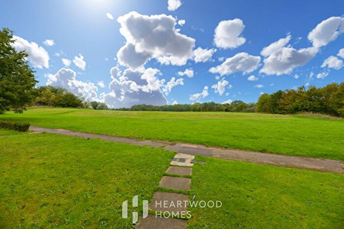 1 Bedroom Maisonette For Sale In Richmond Walk, St. Albans, AL4