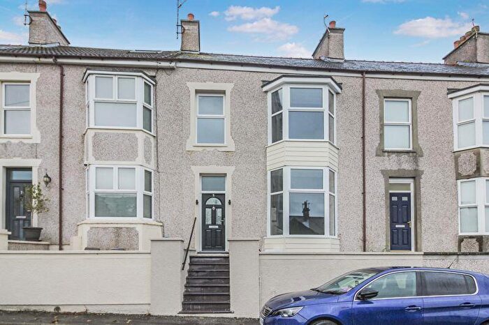 4 Bedroom Terraced House For Sale In High Terrace, Holyhead, LL65