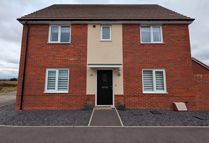 3 Bedroom Detached House For Sale In Gibson Place, Salisbury, SP4