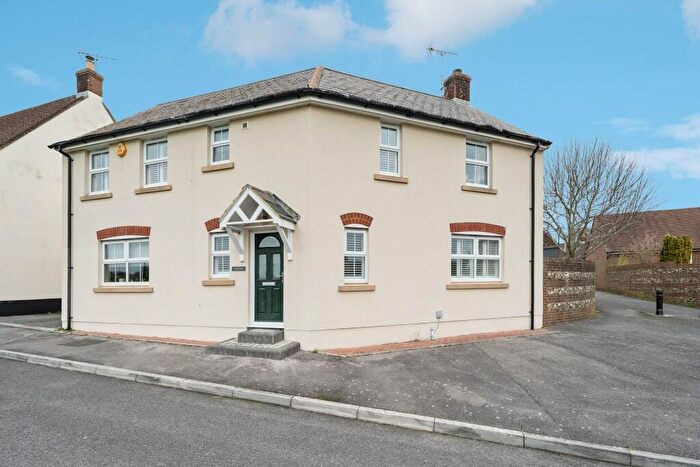 4 Bedroom Detached House For Sale In Mixen Lane, Dorchester, Dorset, DT1