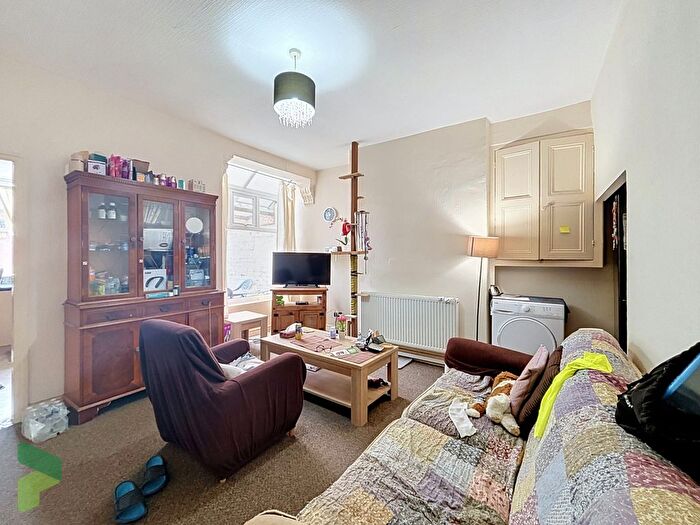 3 Bedroom Terraced House For Sale In Hope Street, Darwen, BB3